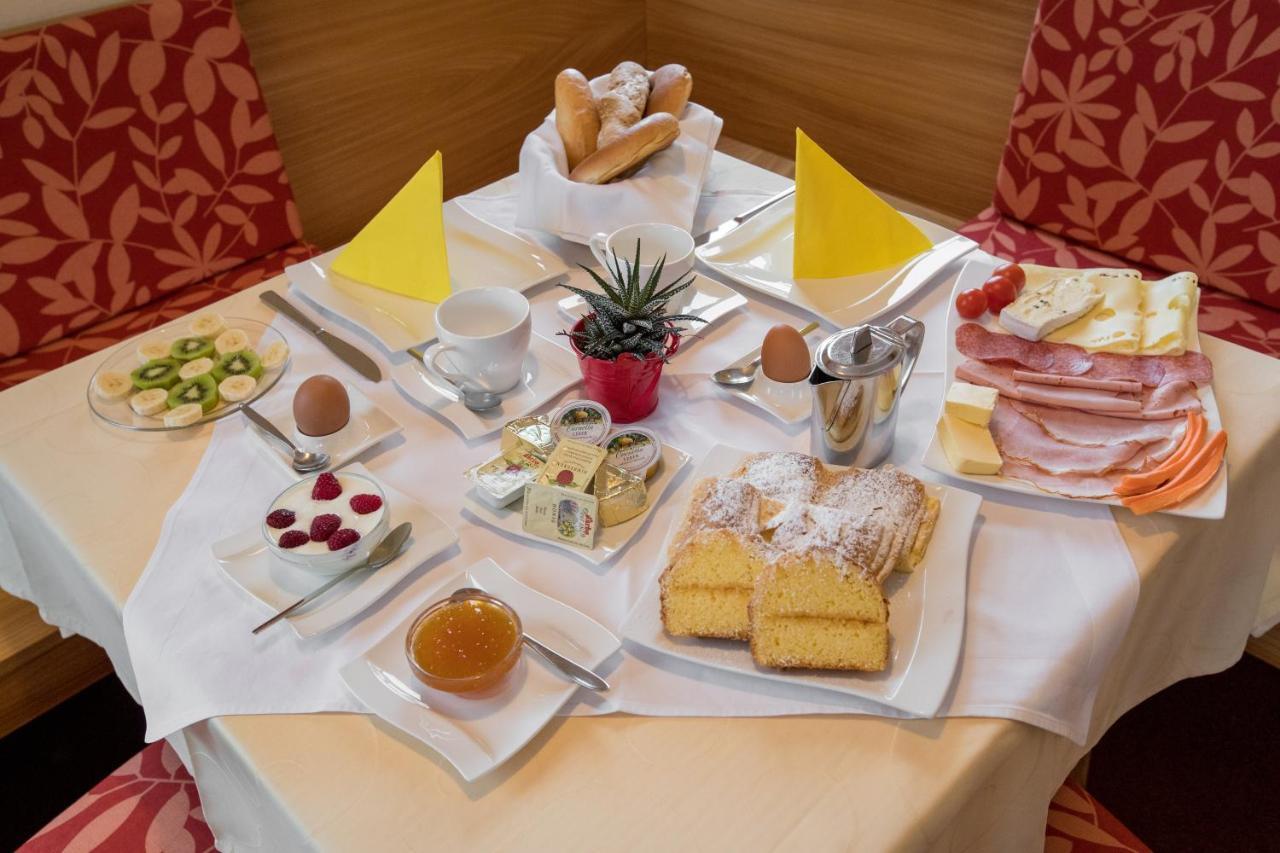 Hotel Reineldis ムレック エクステリア 写真